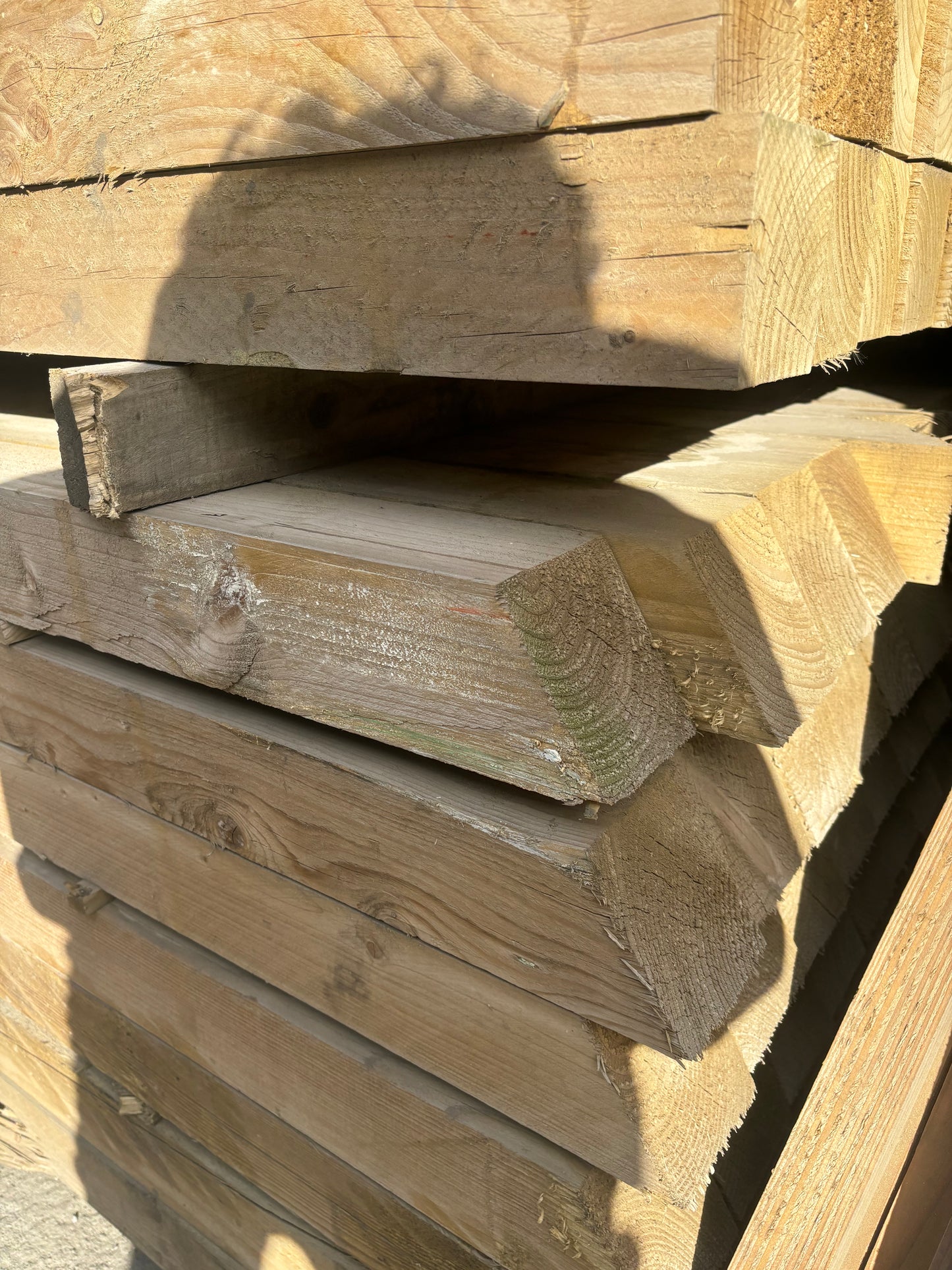 TREATED CHAMF FENCE POST WEATHERED 95X95X2.4M