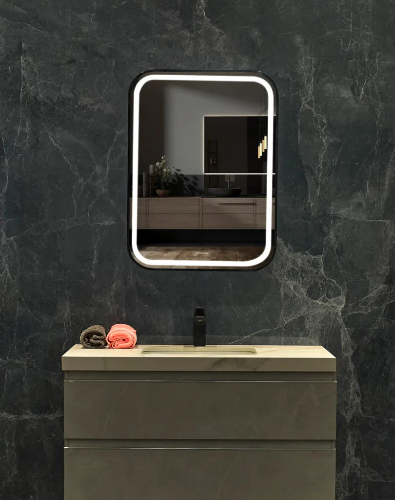 LIONA mirror rectangle