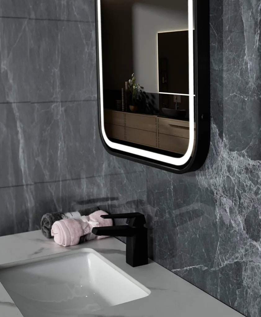 LIONA mirror rectangle